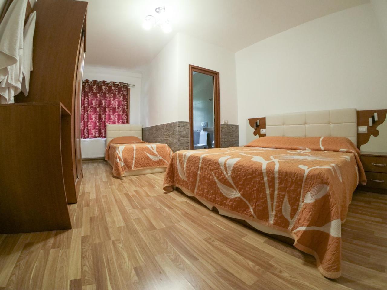 ולבונה Hotel Fusha E Gjese מראה חיצוני תמונה