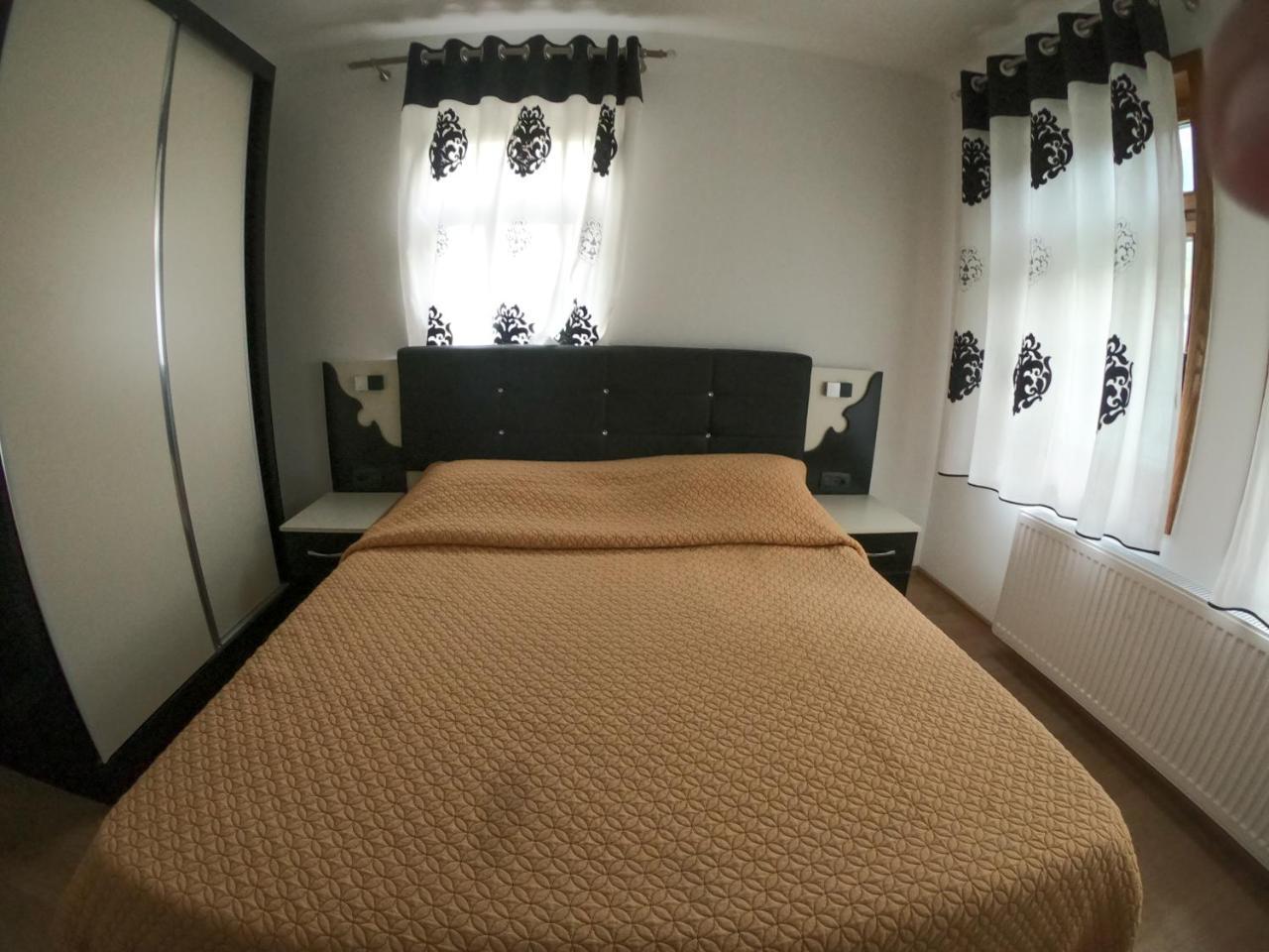 ולבונה Hotel Fusha E Gjese מראה חיצוני תמונה